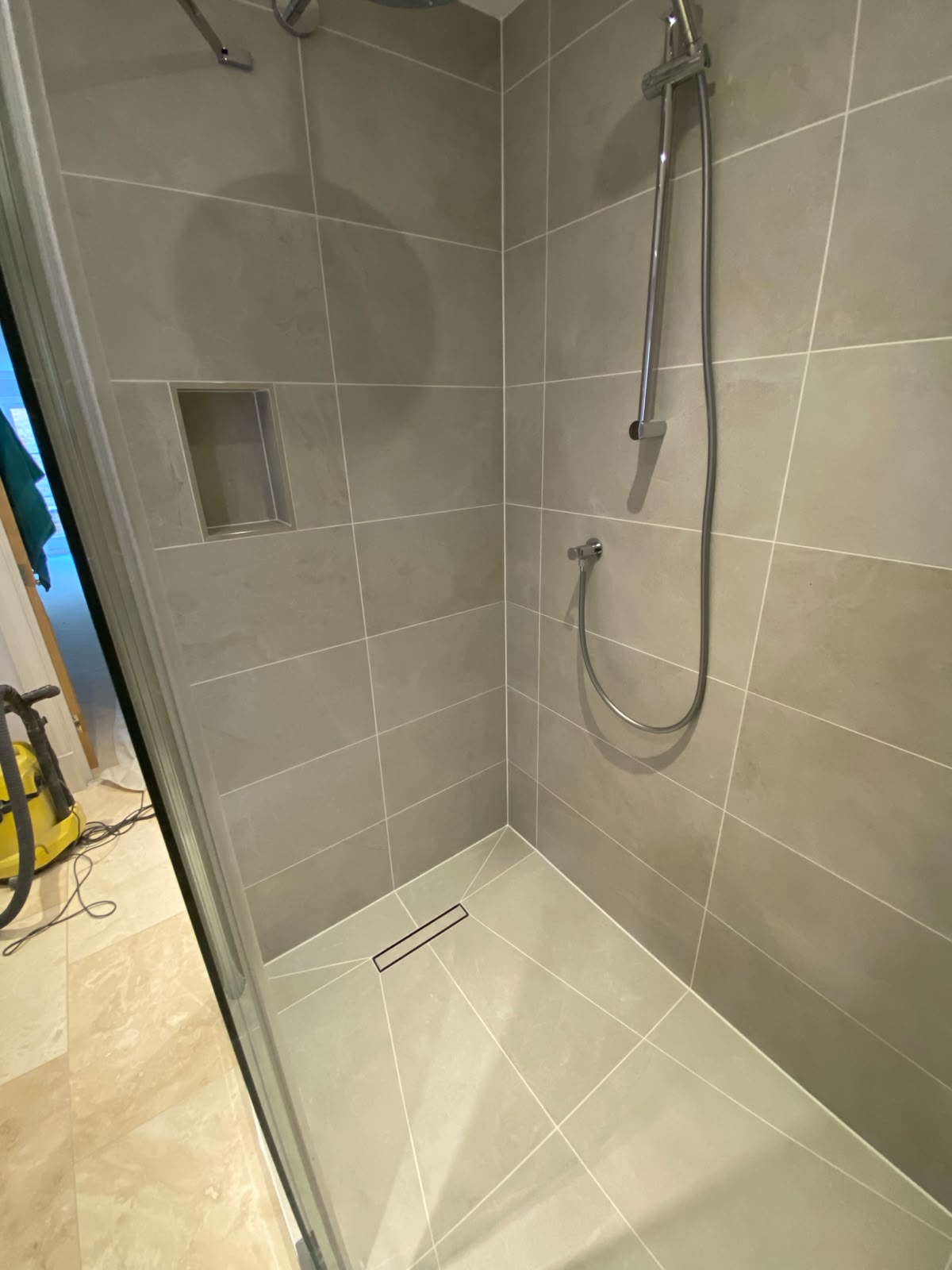 Shower enclosure modernisation