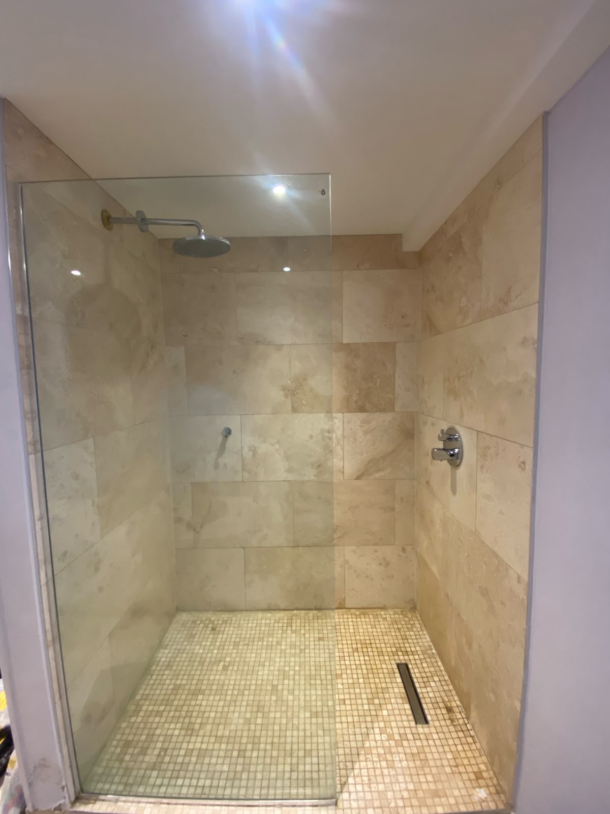 Prestwood shower enclosure before renovation